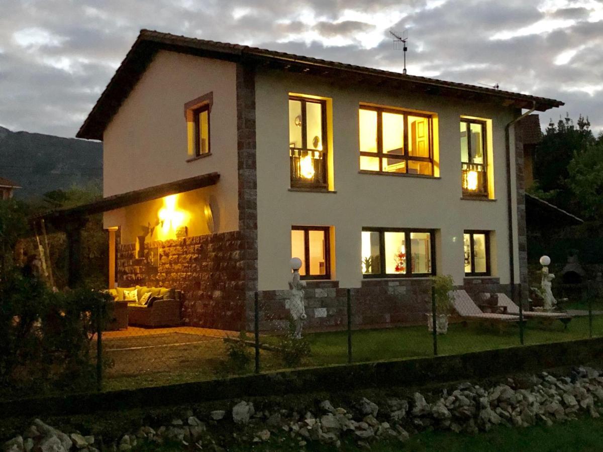 Willa Casa Frente A Los Bufones De Pria Llames de Pría Zewnętrze zdjęcie